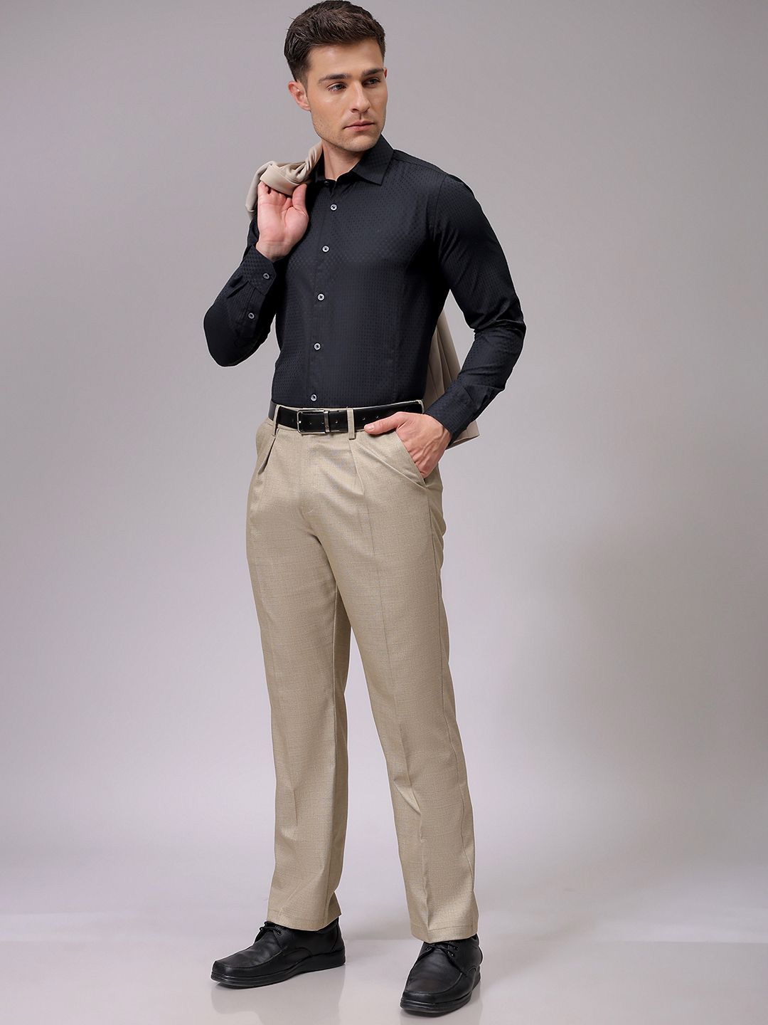 The Indian Garage Co. X Luxe Men Slim Fit Opaque Formal Shirt