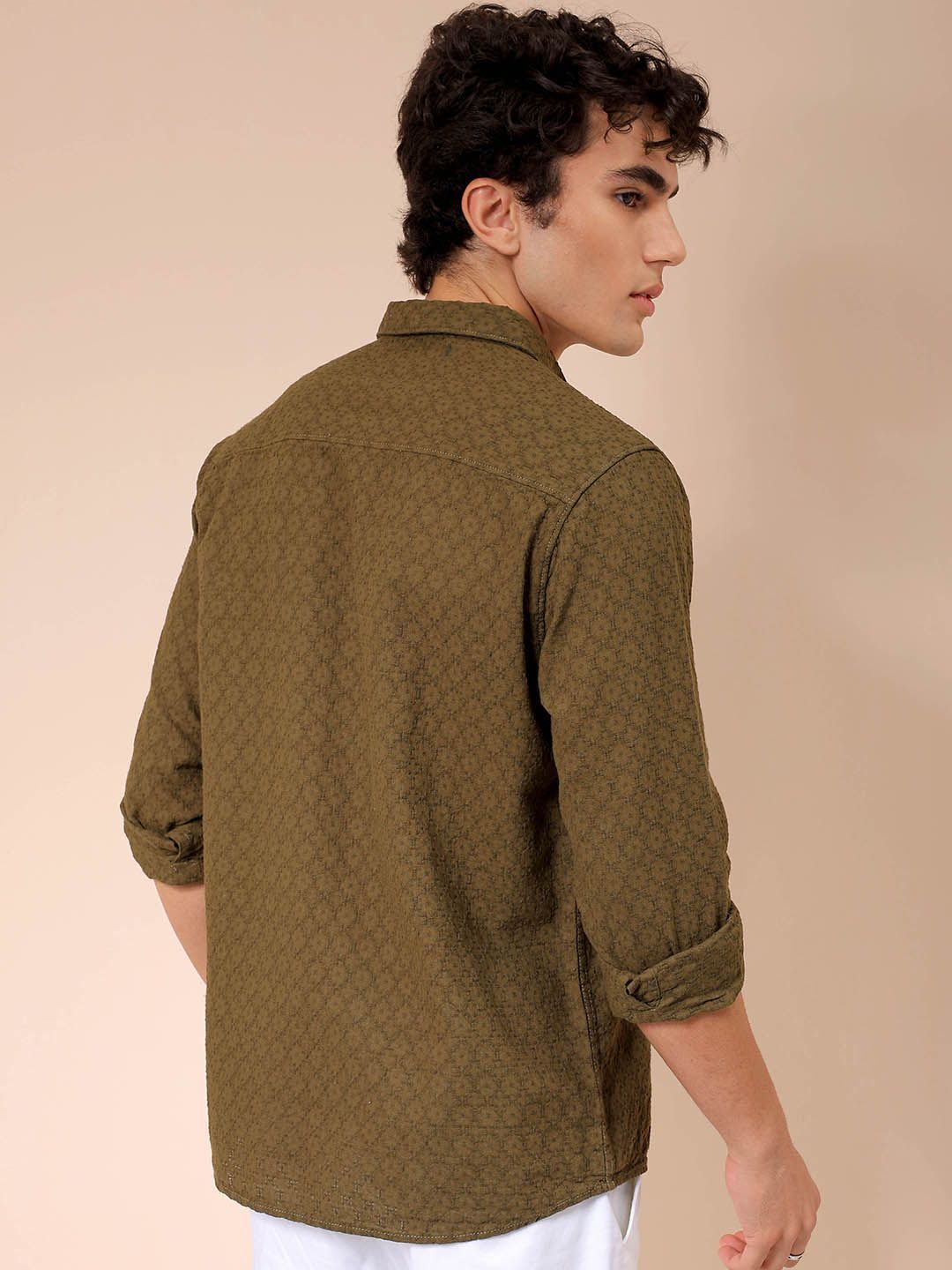 The Indian Garage Co Men Regular Fit Dobby Textured Resortwear Shirt