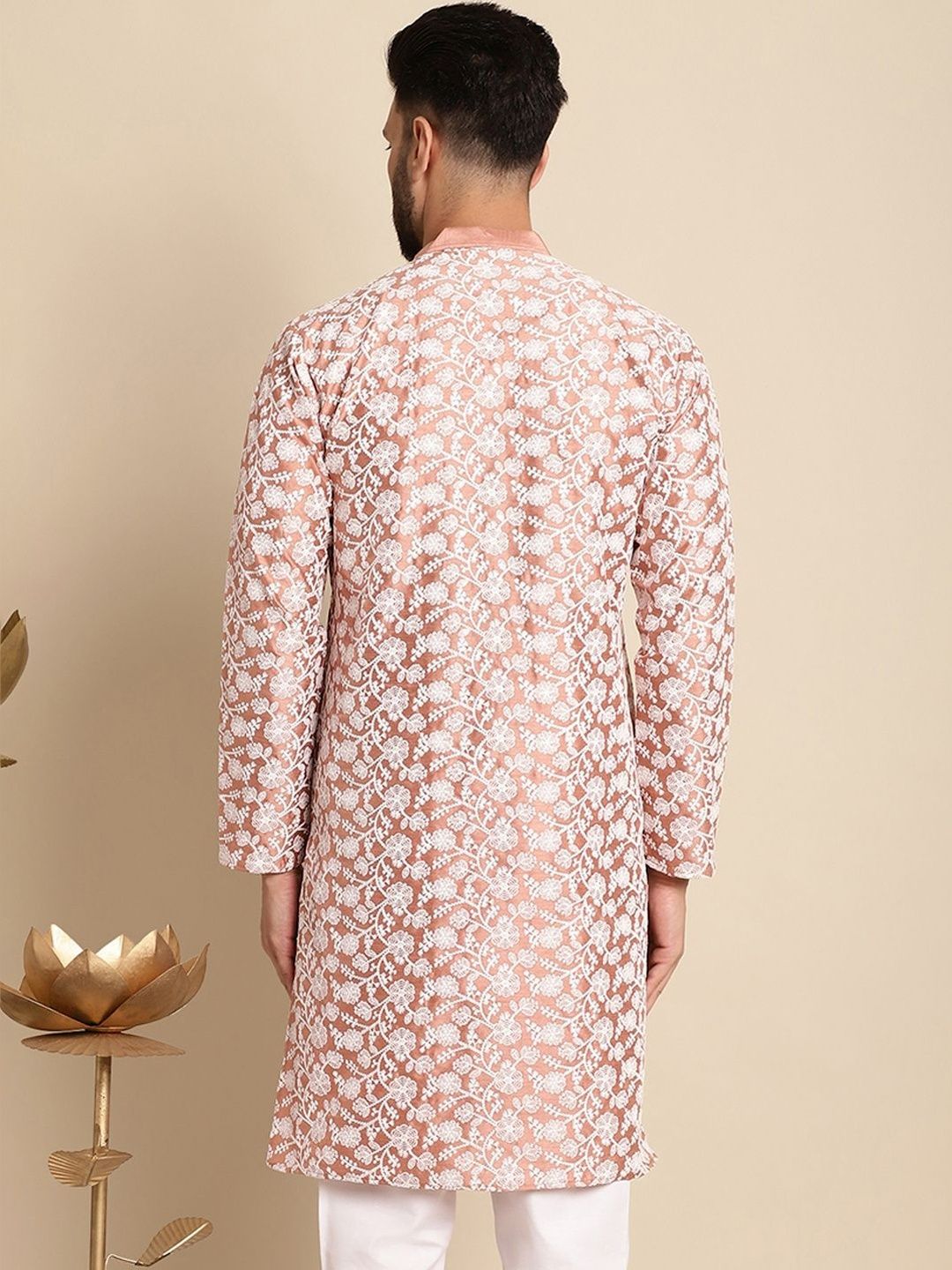 Anouk Men Embroidered Thread Work Kurta