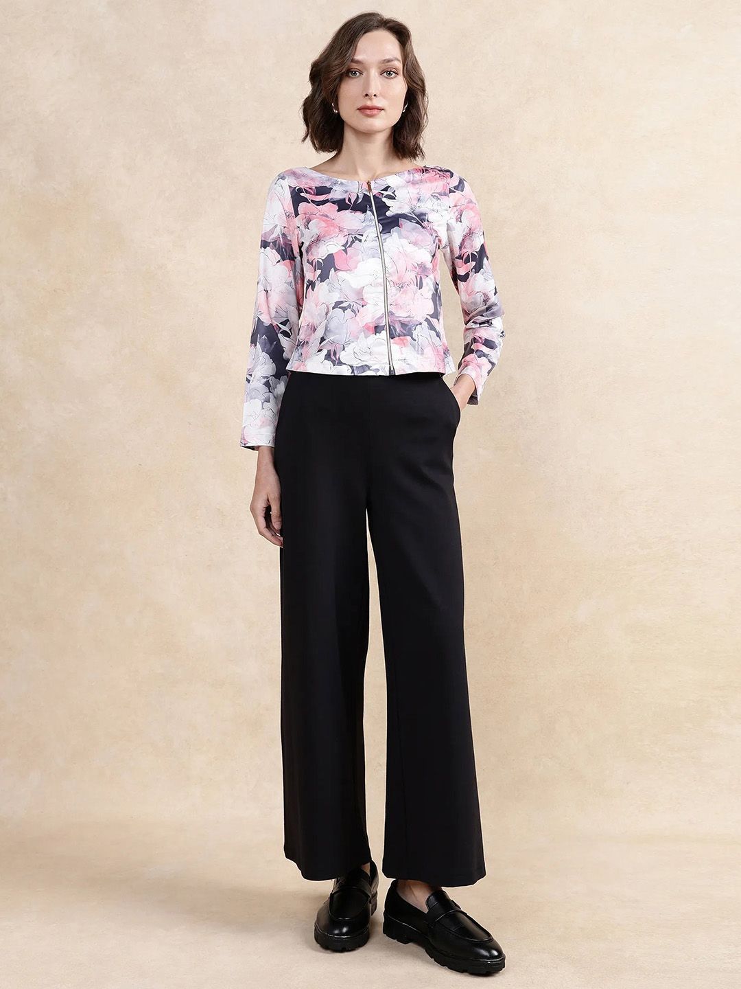 Rareism Women Floral Printed Round Neck Top