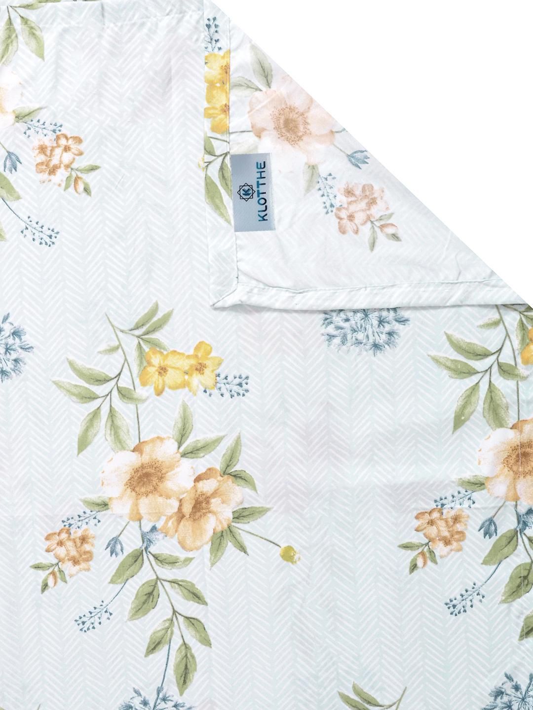 KLOTTHE Multicoloured Floral 300 TC King Bedsheet with 2 Pillow Covers