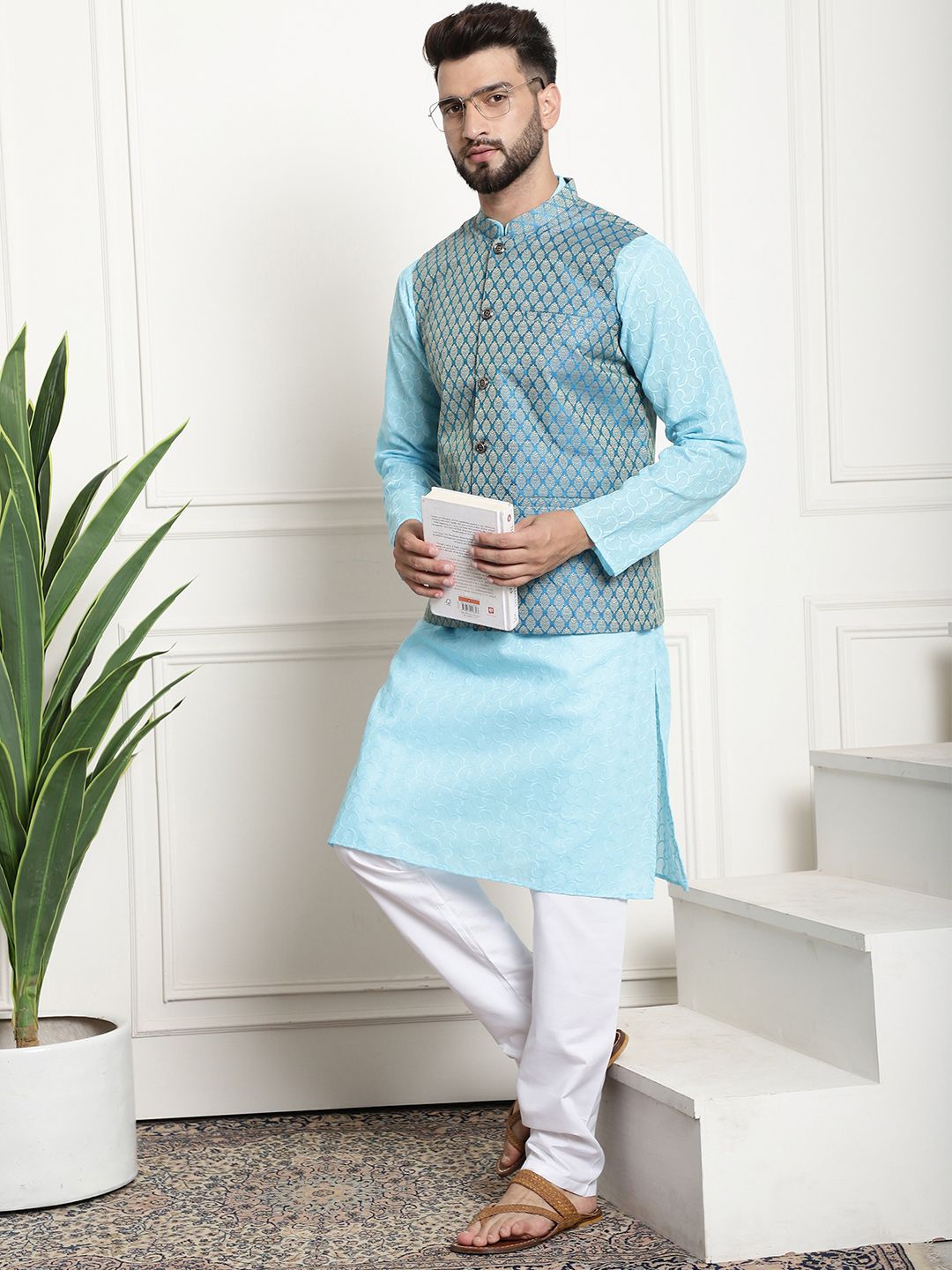 SOJANYA Men Blue Chikankari Pure Cotton Kurta with Churidar & Nehru Jacket