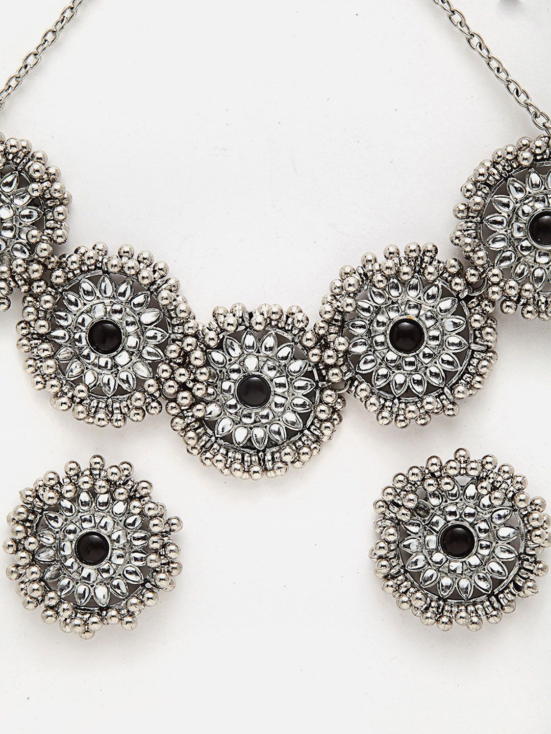 KARATCART Oxidised Silver-Toned & White Kundan-Studded Afghani Tribal Handcrafted Jewellery Set