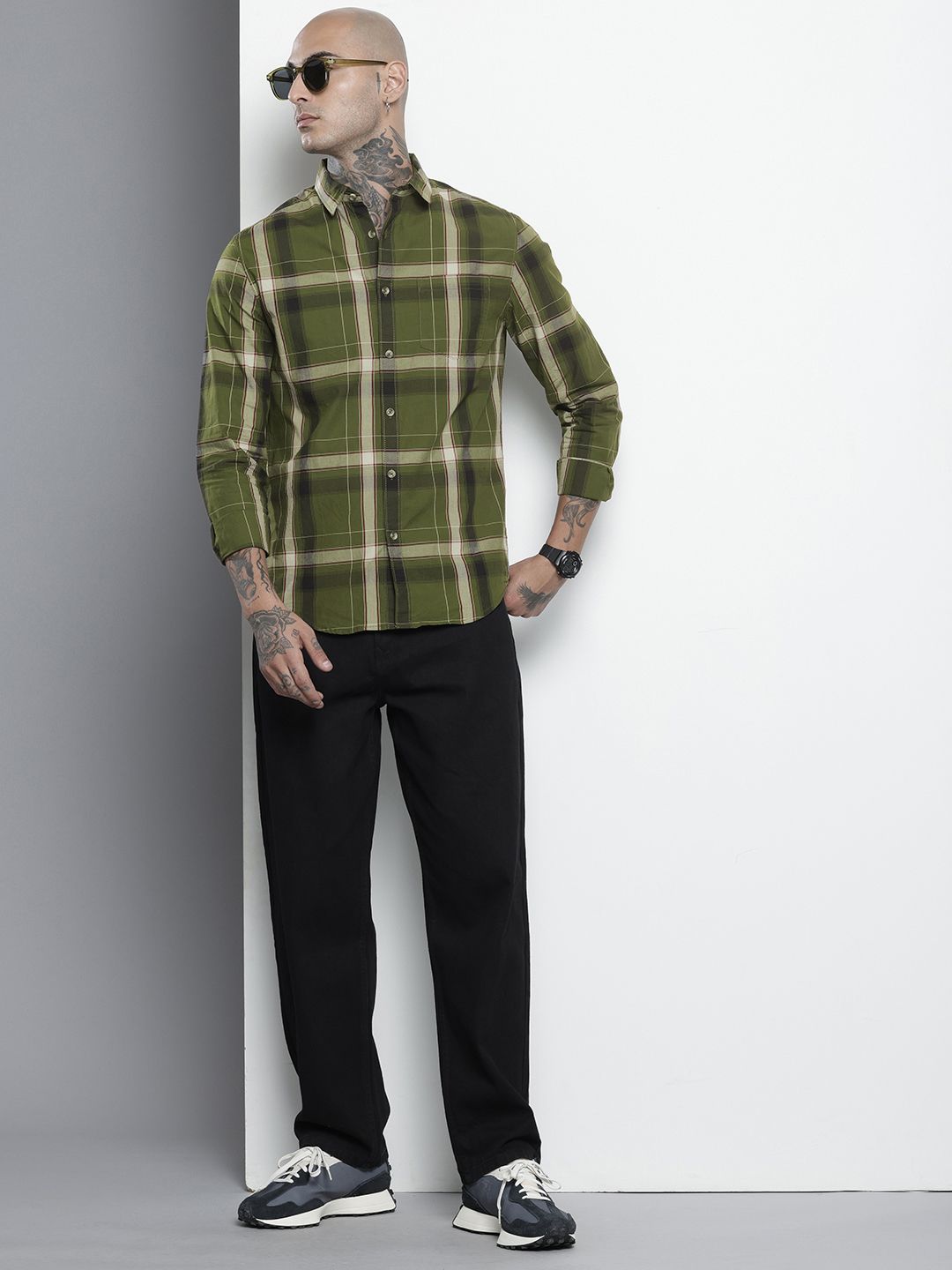 The Indian Garage Co Pure Cotton Slim Fit Checked Casual Shirt