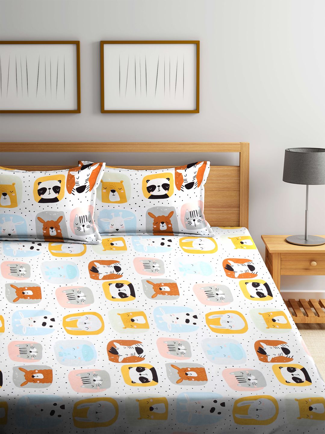 KLOTTHE White & Yellow Graphic 300 TC Fitted Double King Bedsheet with 2 Pillow Cover