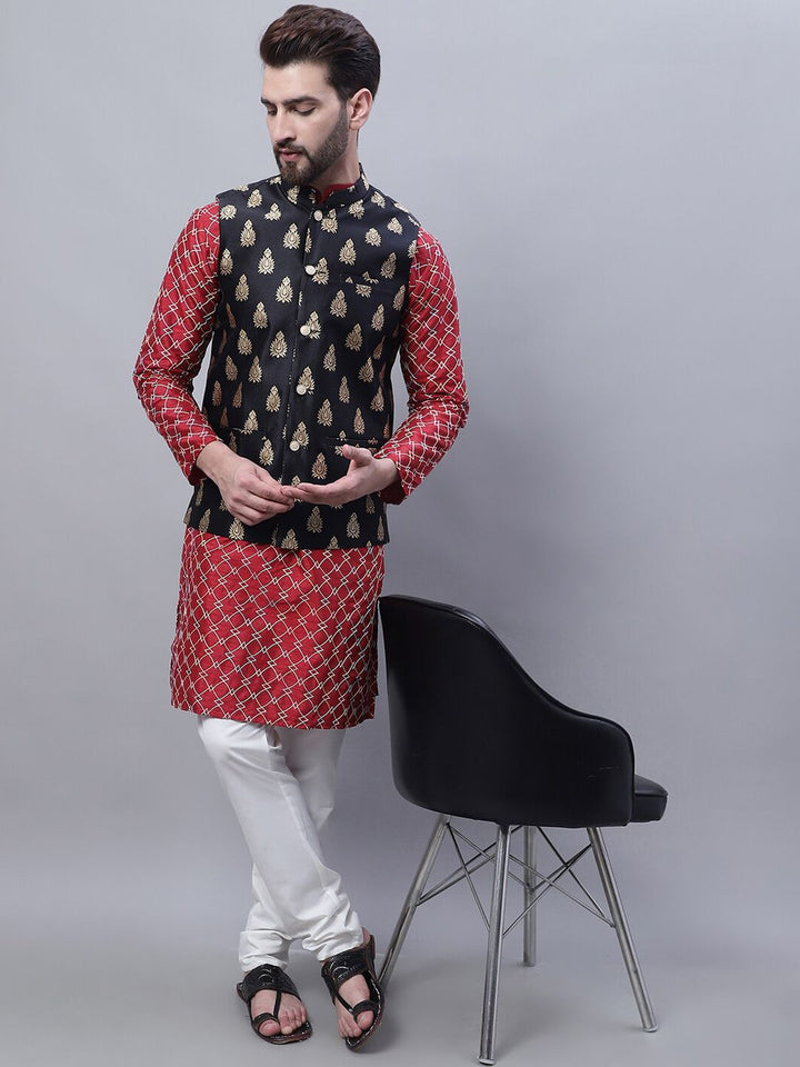 SOJANYA Sulam Kurta Lurus Dengan Jaket Churidar Dan Nehru