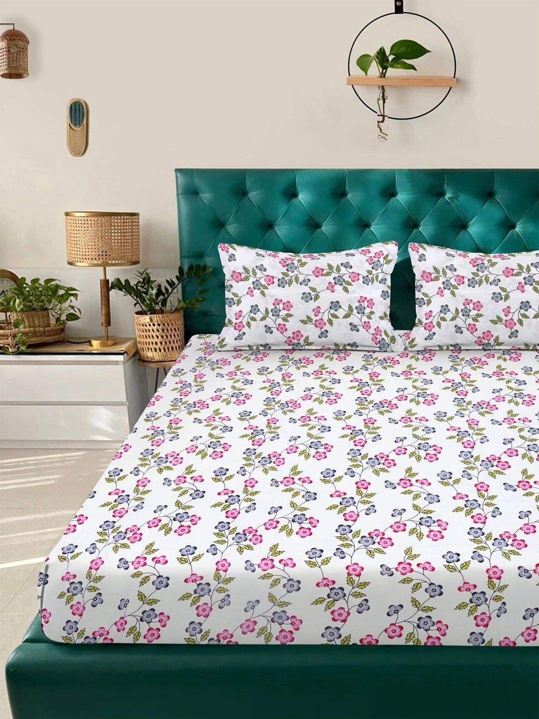 Moda Rapido X KLOTTHE Berwarna Krim & Bunga Merah Jambu Cadar King 300 TC dengan 2 Sarung Bantal