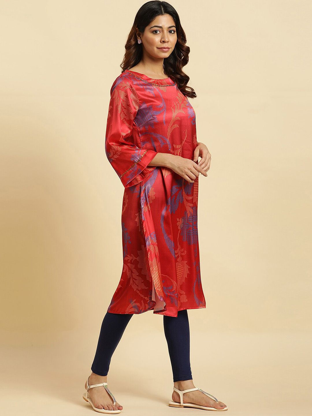 W Floral Printed Sequinned Detailed A-Line Kurta