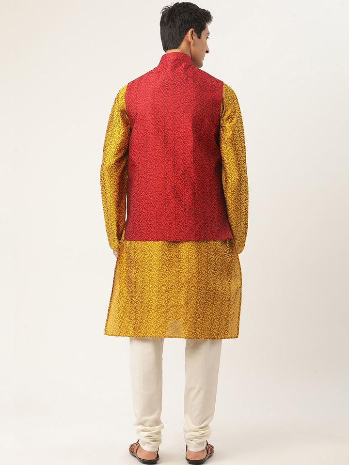 SOJANYA Kurta Sutera Jacquard Kuning Mustard Lelaki dengan Jaket Churidar & Nehru