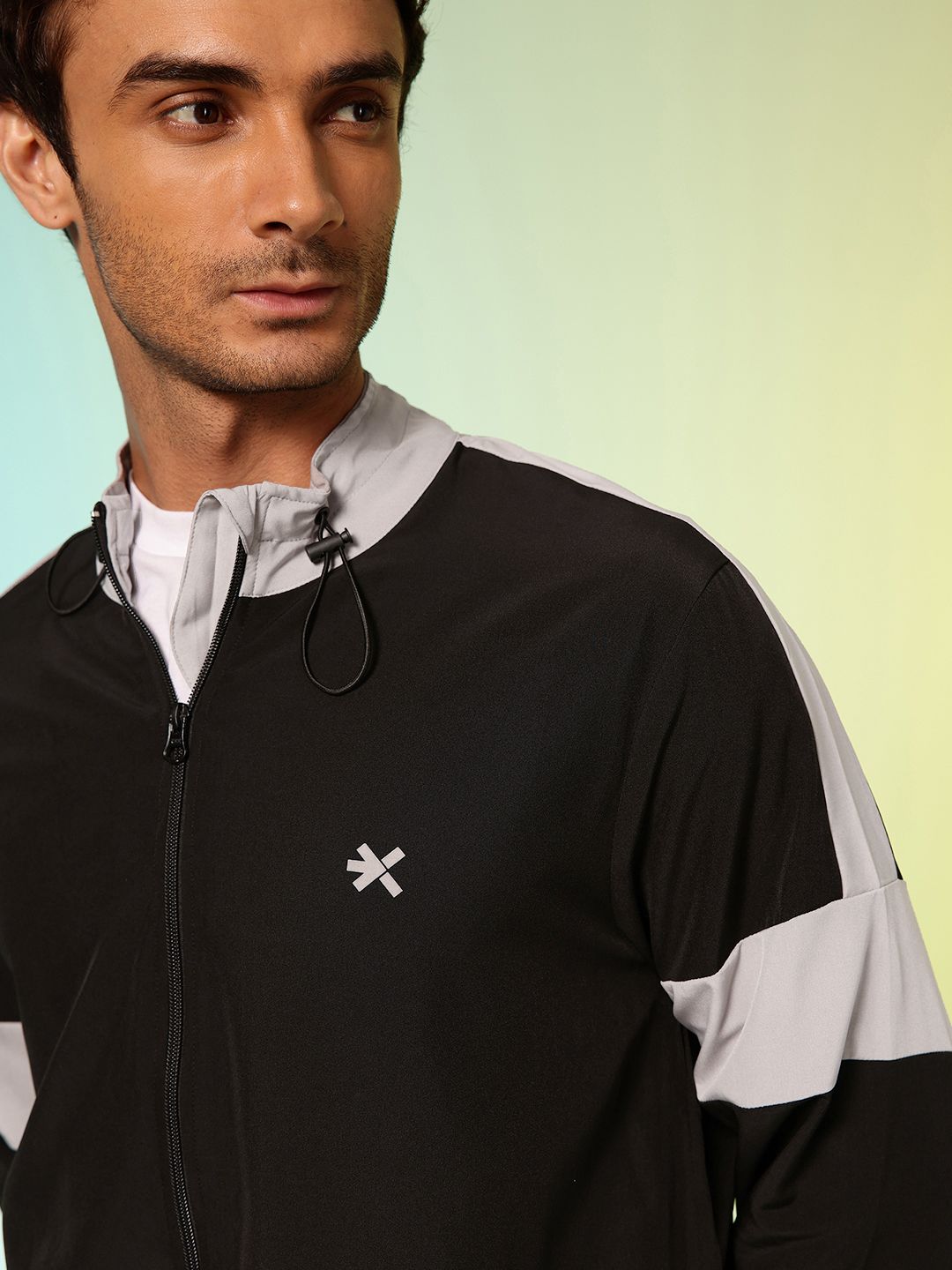 HRX by Hrithik Roshan Colourblocked Rapid Dry Running Tracksuit