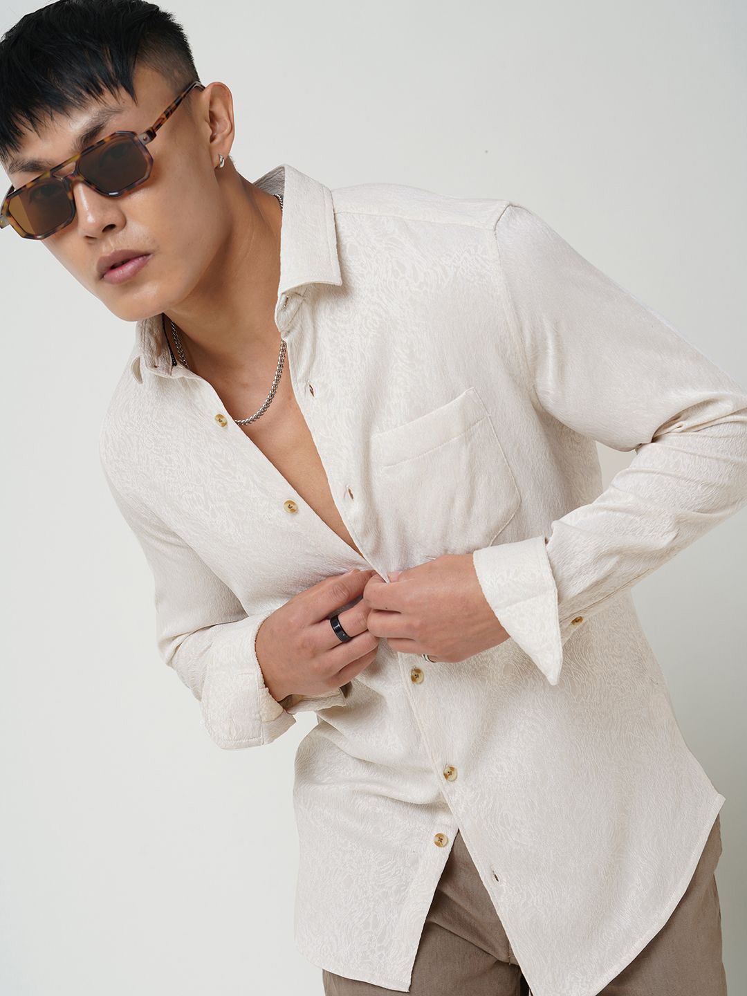VASTRADO Men Classic Spread Collar Textured Slim Fit Casual Shirt