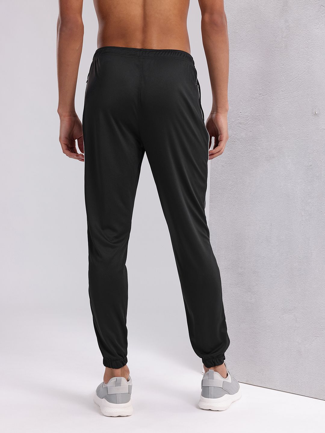 HRX by Hrithik Roshan Men Rapid-Dry Training Joggers