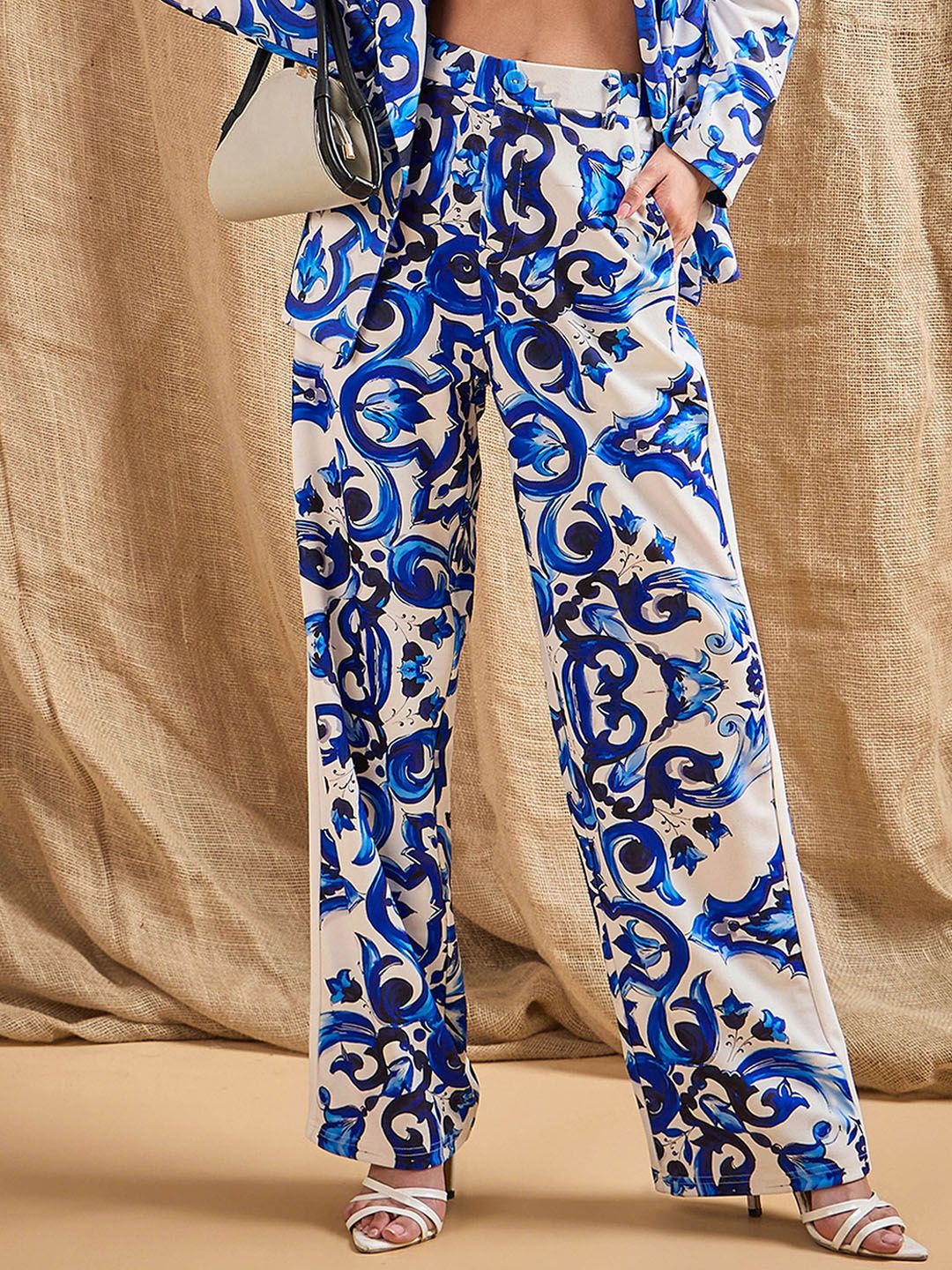 SASSAFRAS Women Ethnic Motifs Printed Relaxed Straight Leg Straight Fit High-Rise Trousers