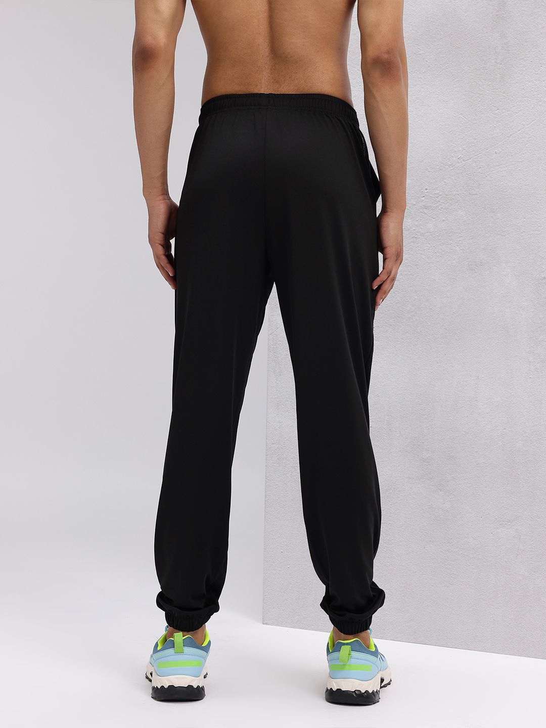 HRX by Hrithik Roshan Men Rapid-Dry Side Stripe Training Joggers