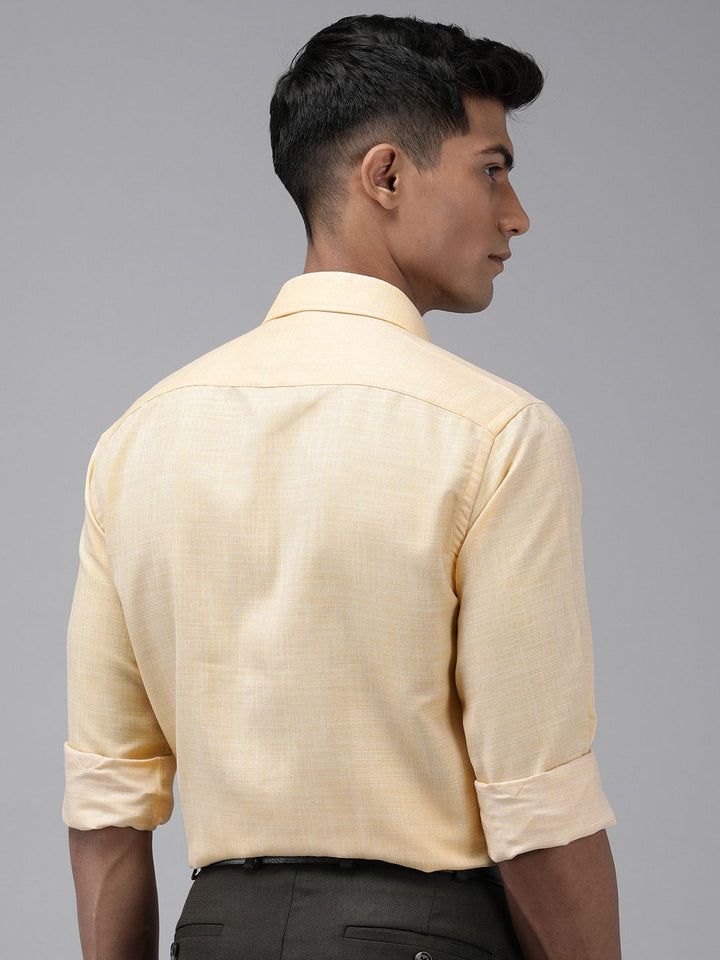 Park Avenue Self Design Slim Fit Textured Formal Shirt