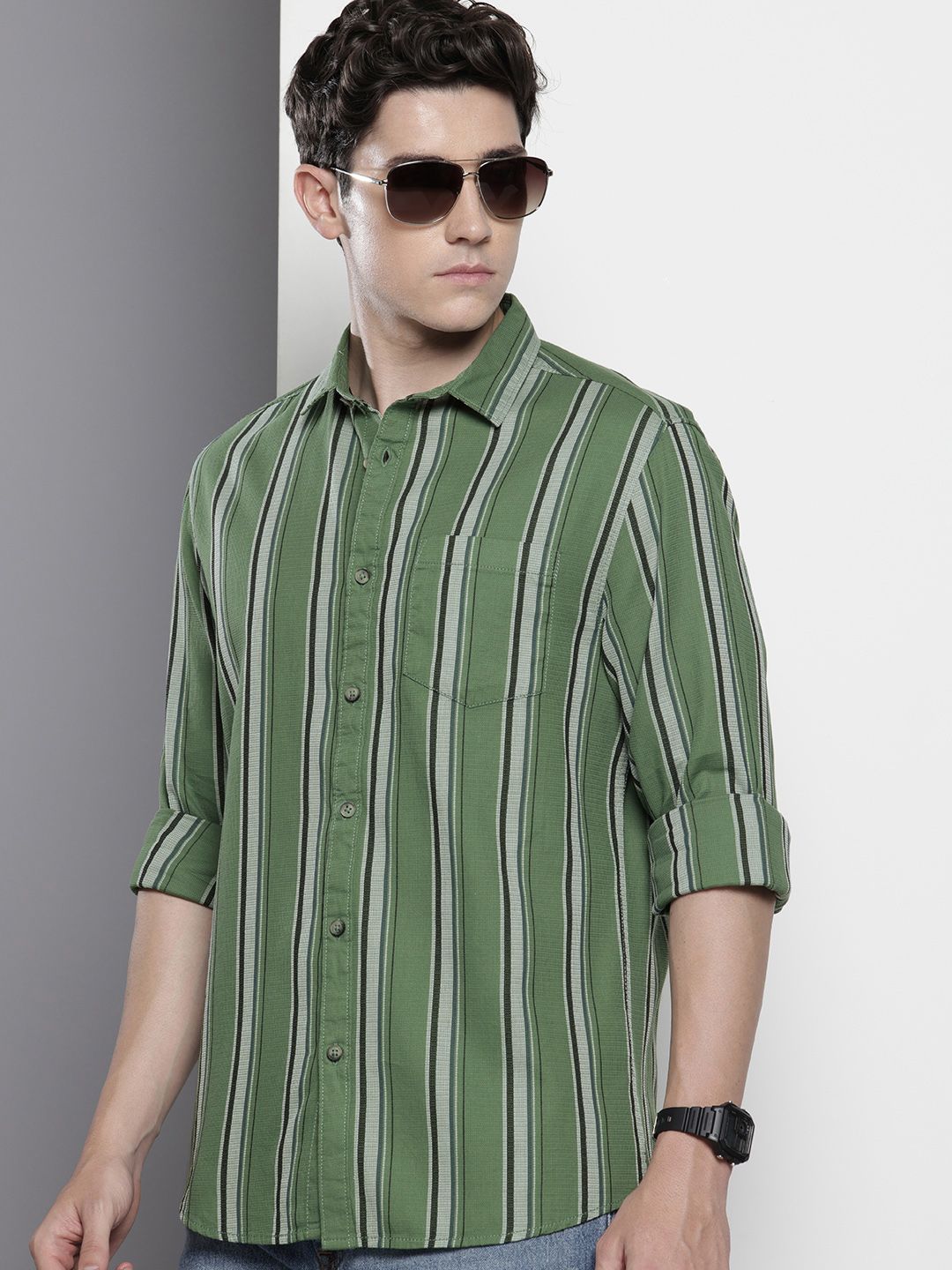 The Indian Garage Co Pure Cotton Slim Fit Opaque Textured & Striped Casual Shirt