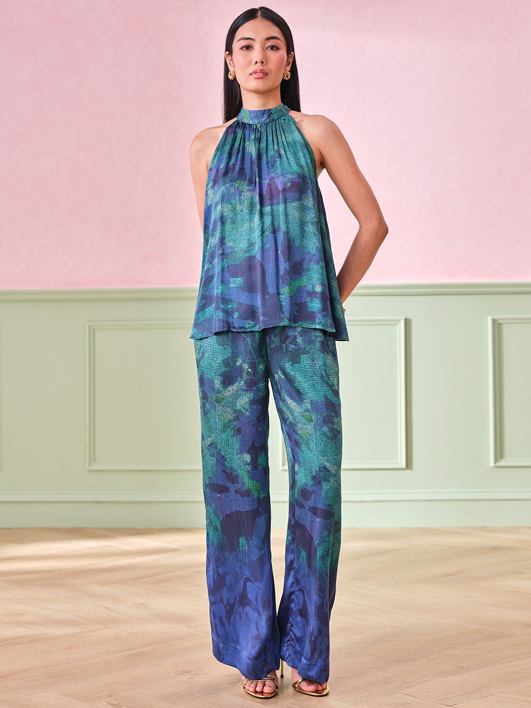AND Abstract Printed Mandarin Collar Top & Trousers