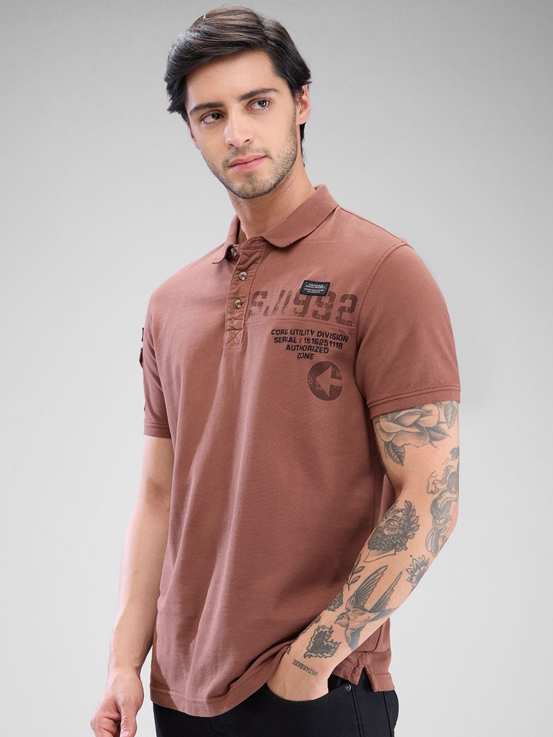 SPYKAR Men Typography Printed Polo Collar Slim Fit T-shirt