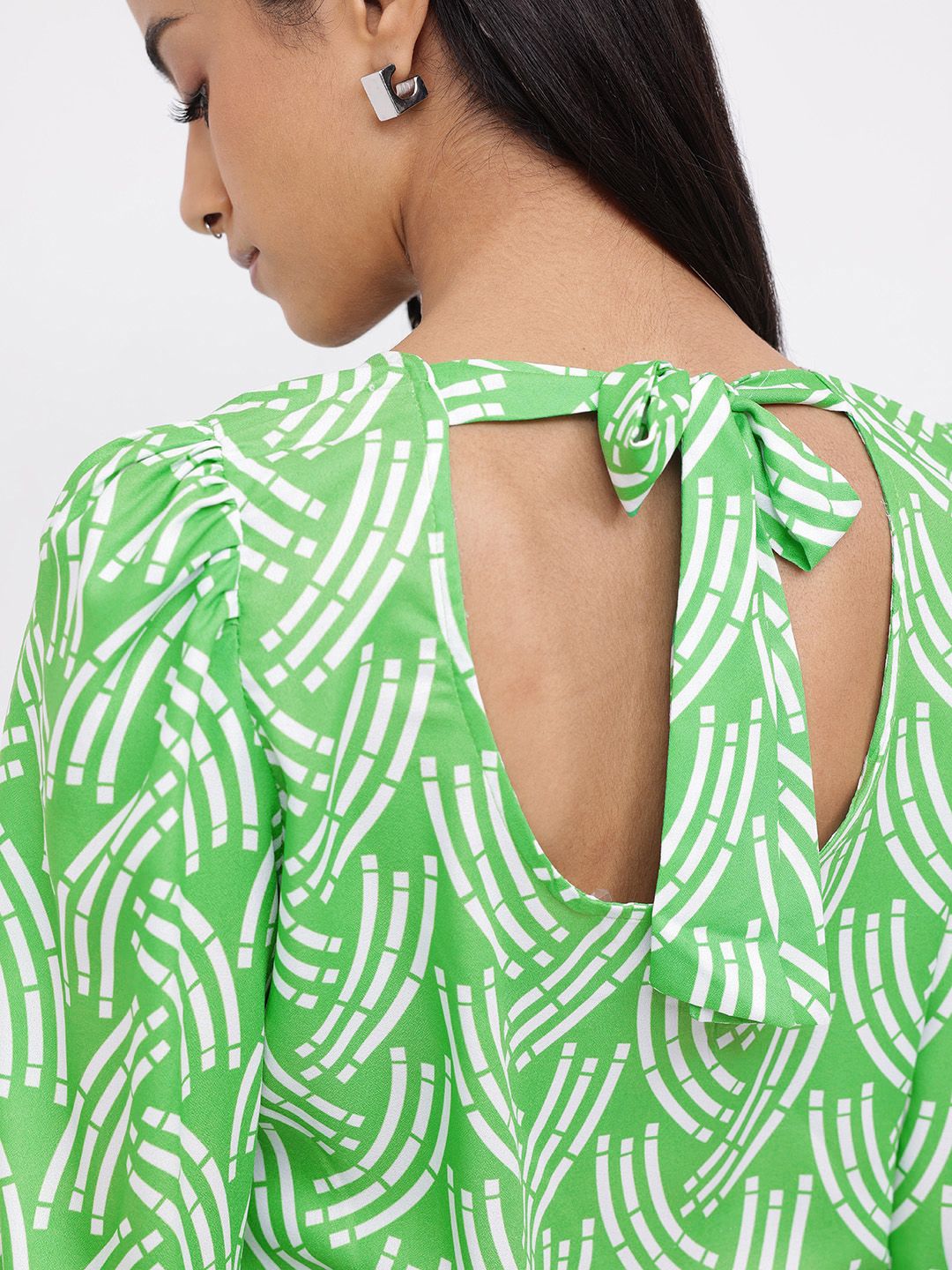 DressBerry Feeling Grand In Green V-Neck A-Line Dress