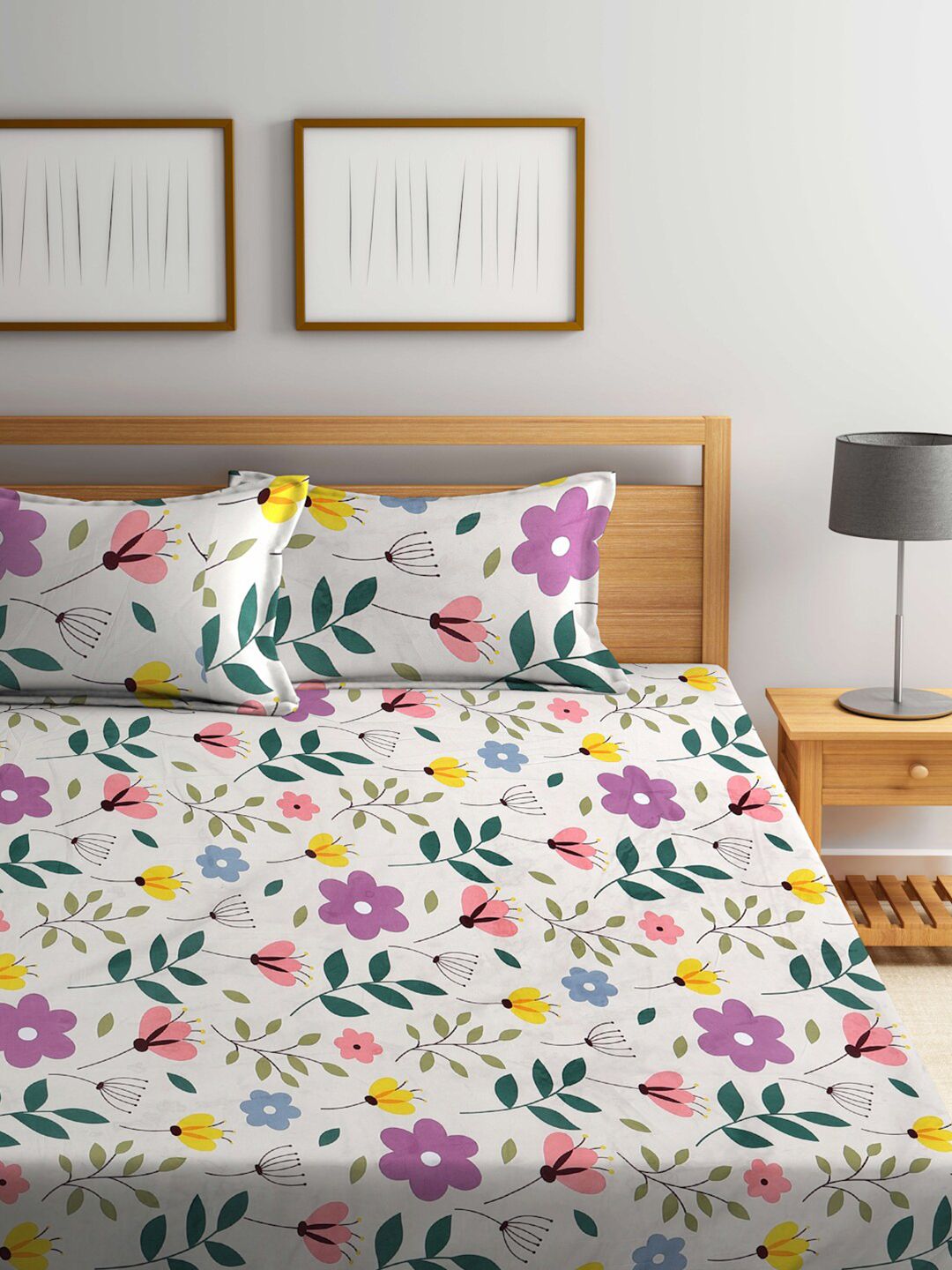 KLOTTHE Floral Printed 300 TC Fitted King Bedsheet with 2 Pillow Covers