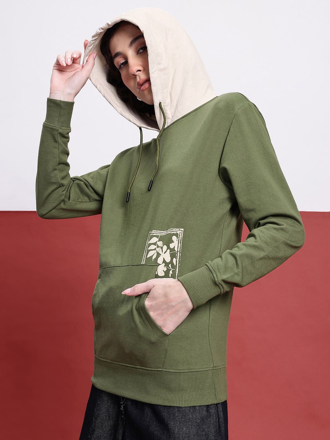 DressBerry Indie Street Printed Contrast Hood Sweatshirt