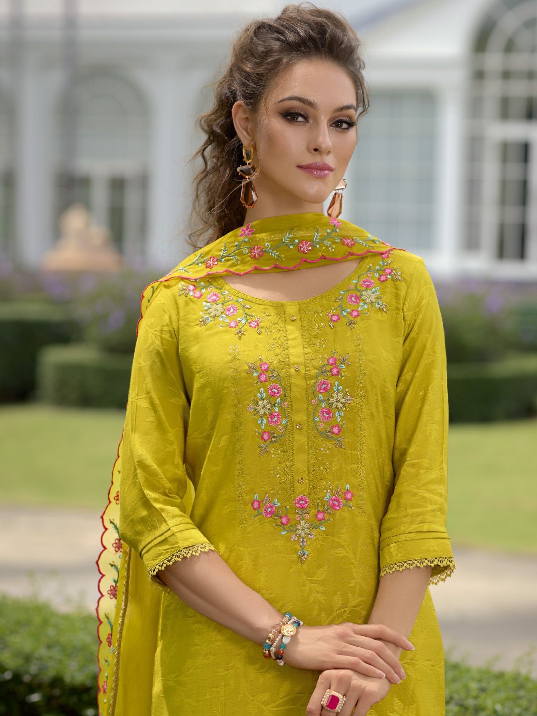 Varanga Floral Embroidered Thread Work Straight Kurta With Trousers And Dupatta