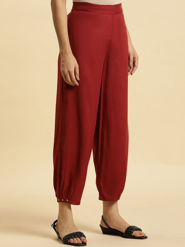 W Women Straight Fit Mid-Rise Plain Cropped Trousers