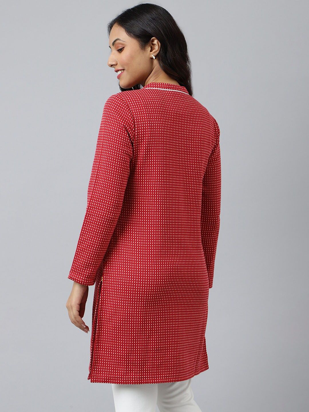 AURELIA Women Red & White Long Sleeves Kurta