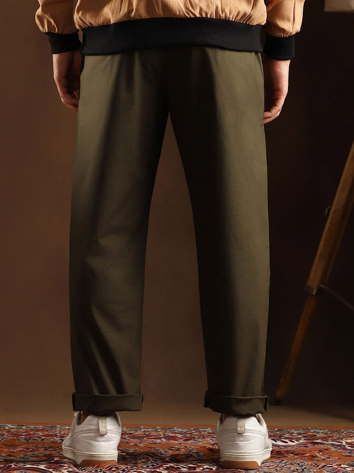 Campus Sutra Men Comfort Pleated Cotton Chino Trousers