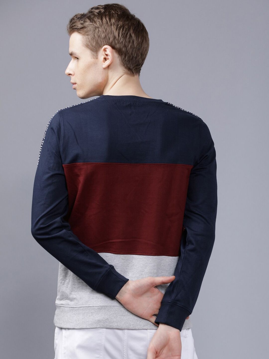 The Indian Garage Co Men Navy Blue & Maroon Colourblocked Hooded Sweatshirt