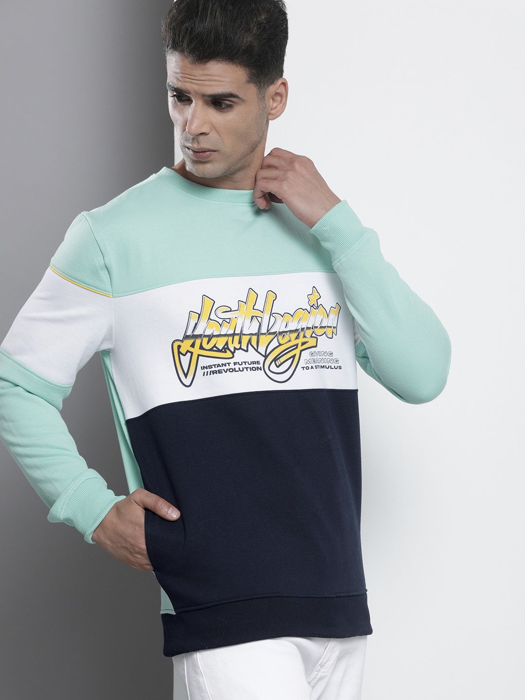 The Indian Garage Co Men Green Printed Sweatshirt