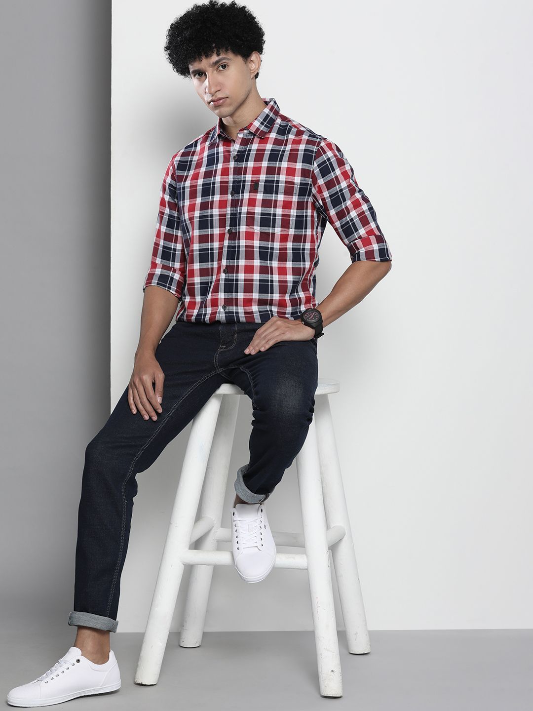 The Indian Garage Co Men Navy Blue & Red Gingham Checked Pure Cotton Casual Shirt