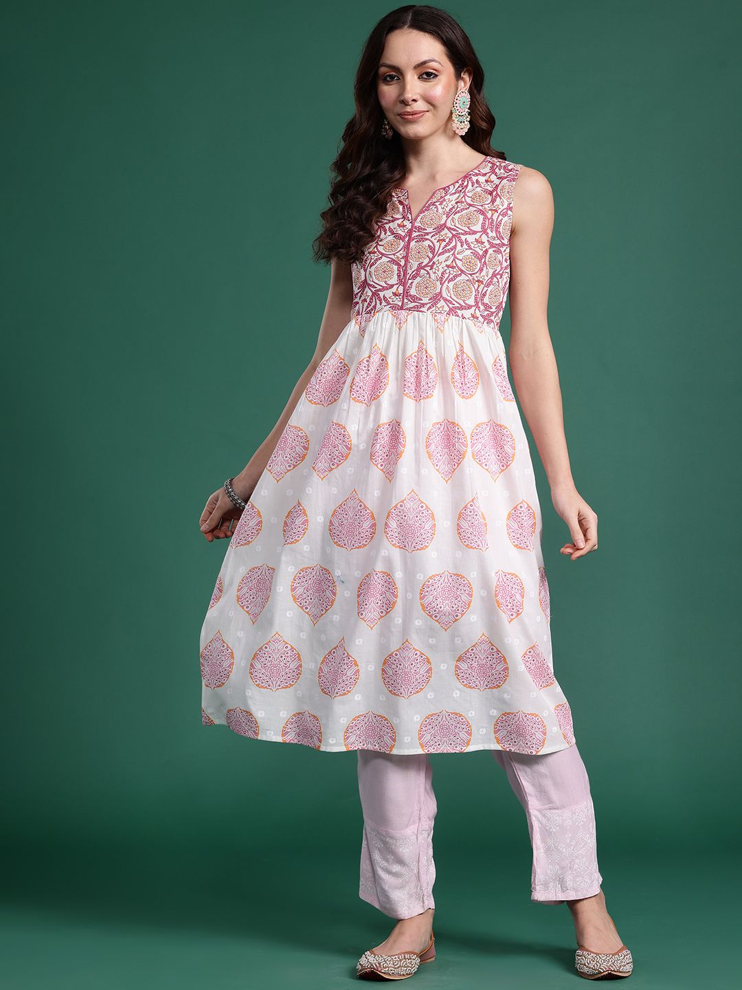 Indo Era Women Floral Printed Pure Cotton Anarkali Kurta