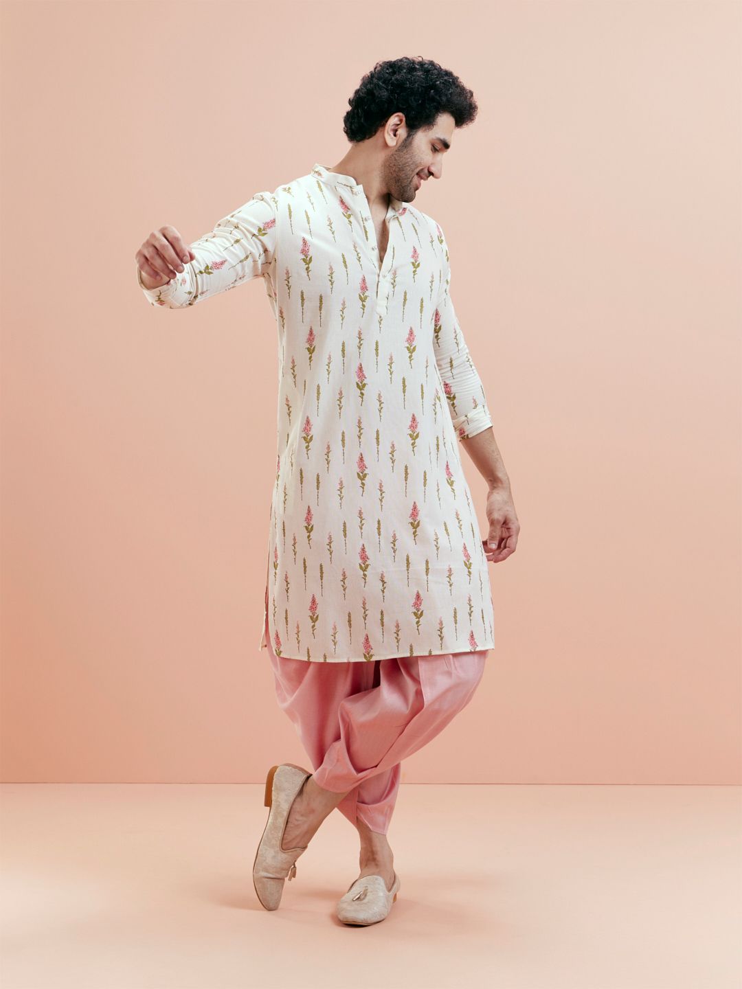 KISAH Men Cream-Coloured & Pink Floral Kurta