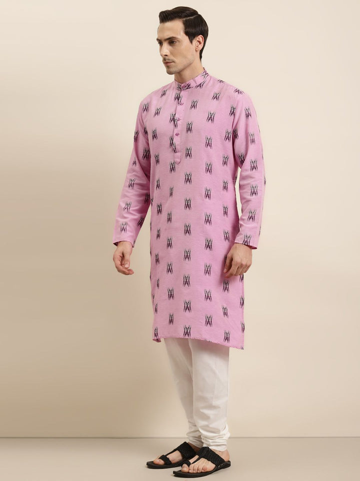 Sojanya Men Pink & Black Geometric Ikkat Cotton Kurta