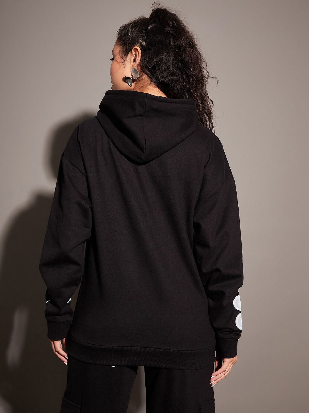SASSAFRAS Typography Printed Long Sleeves Hooded Fleece Sweatshirt