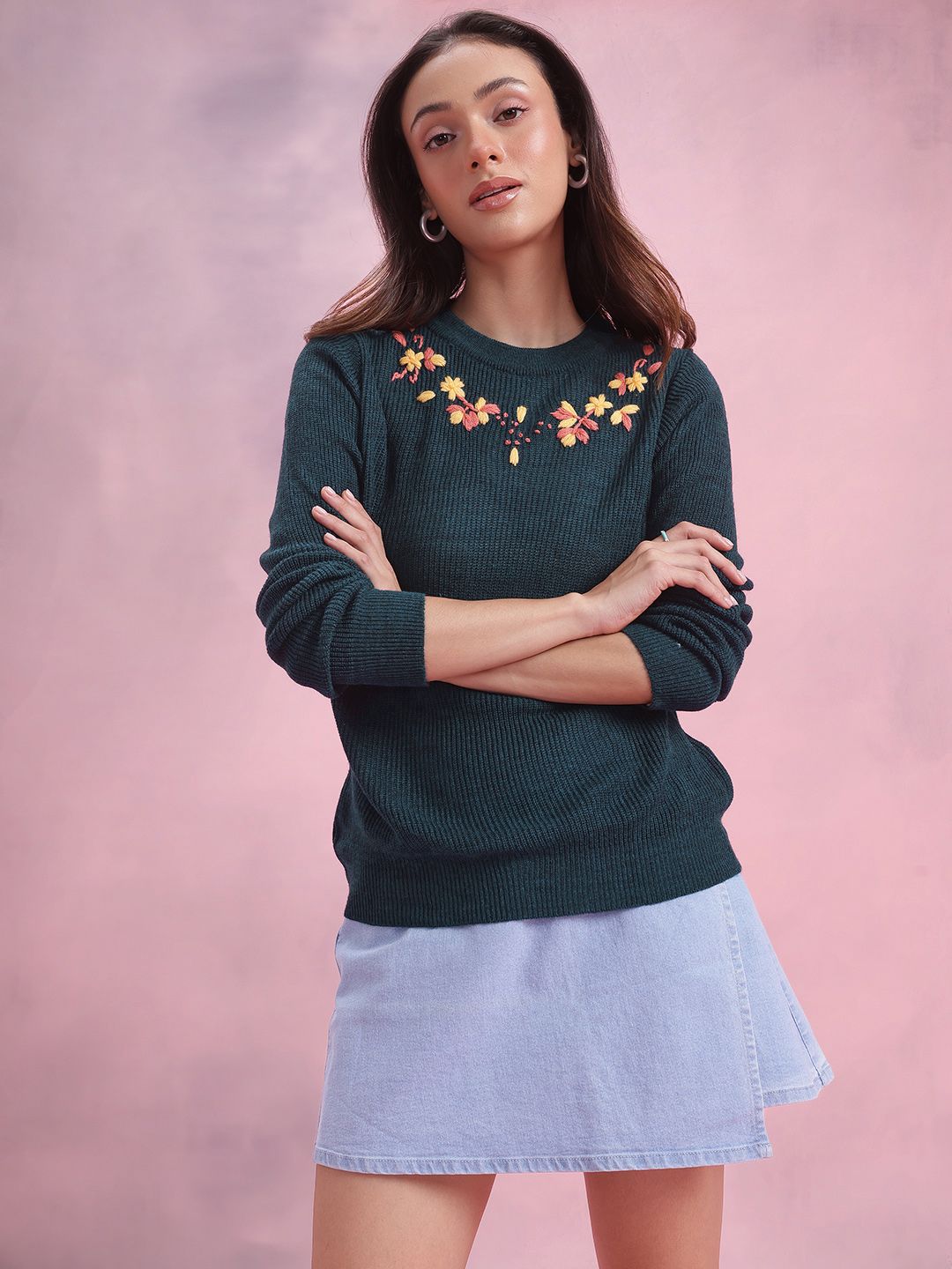 DressBerry Floral Embroidered Pullover