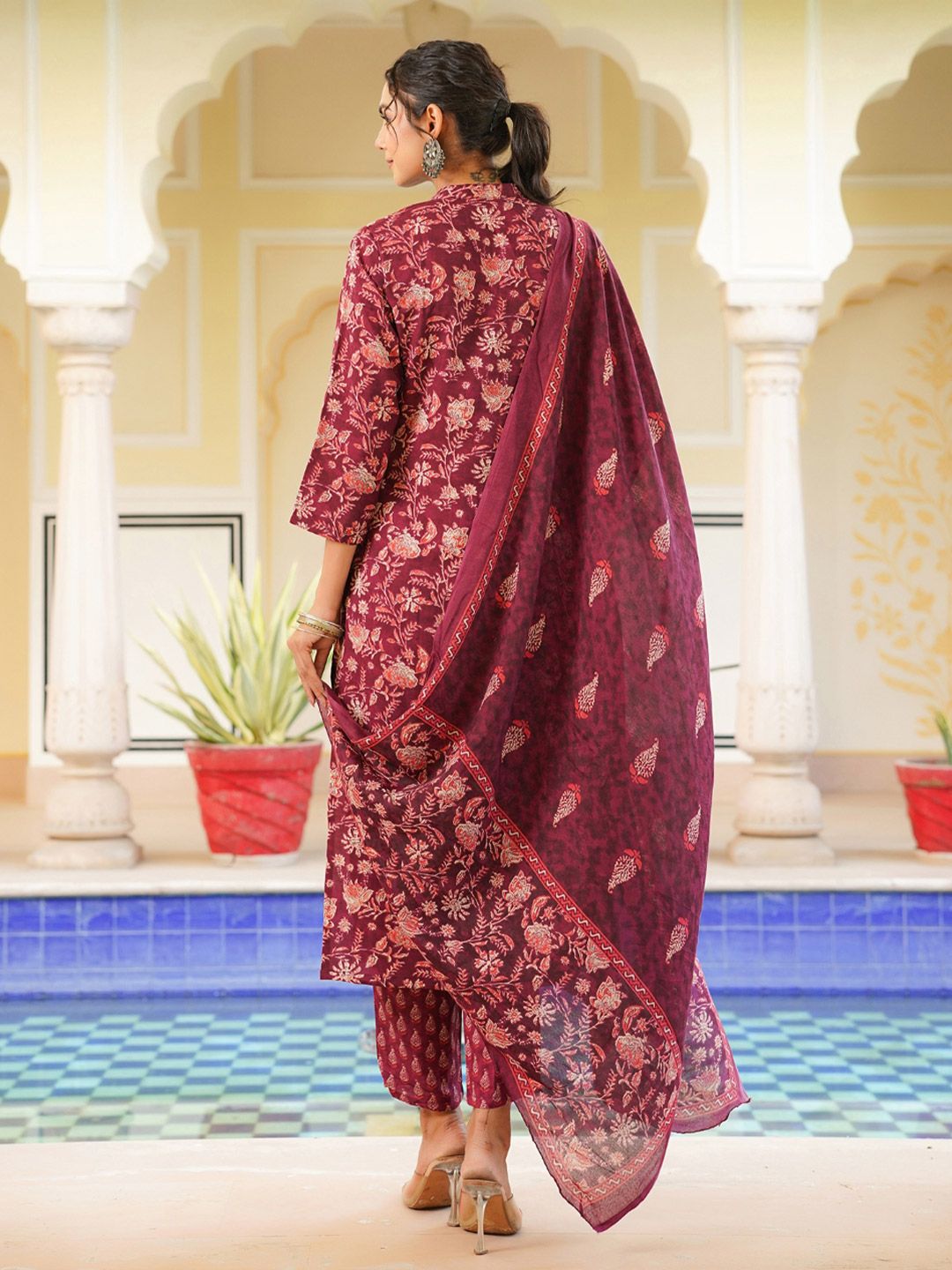 KALINI Floral Printed Straight Kurta With Trousers & Dupatta