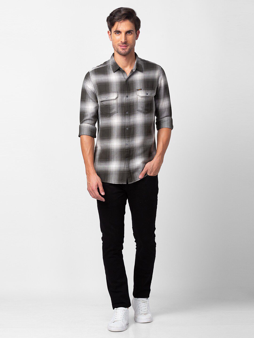 SPYKAR Men Slim Fit Checked Casual Shirt