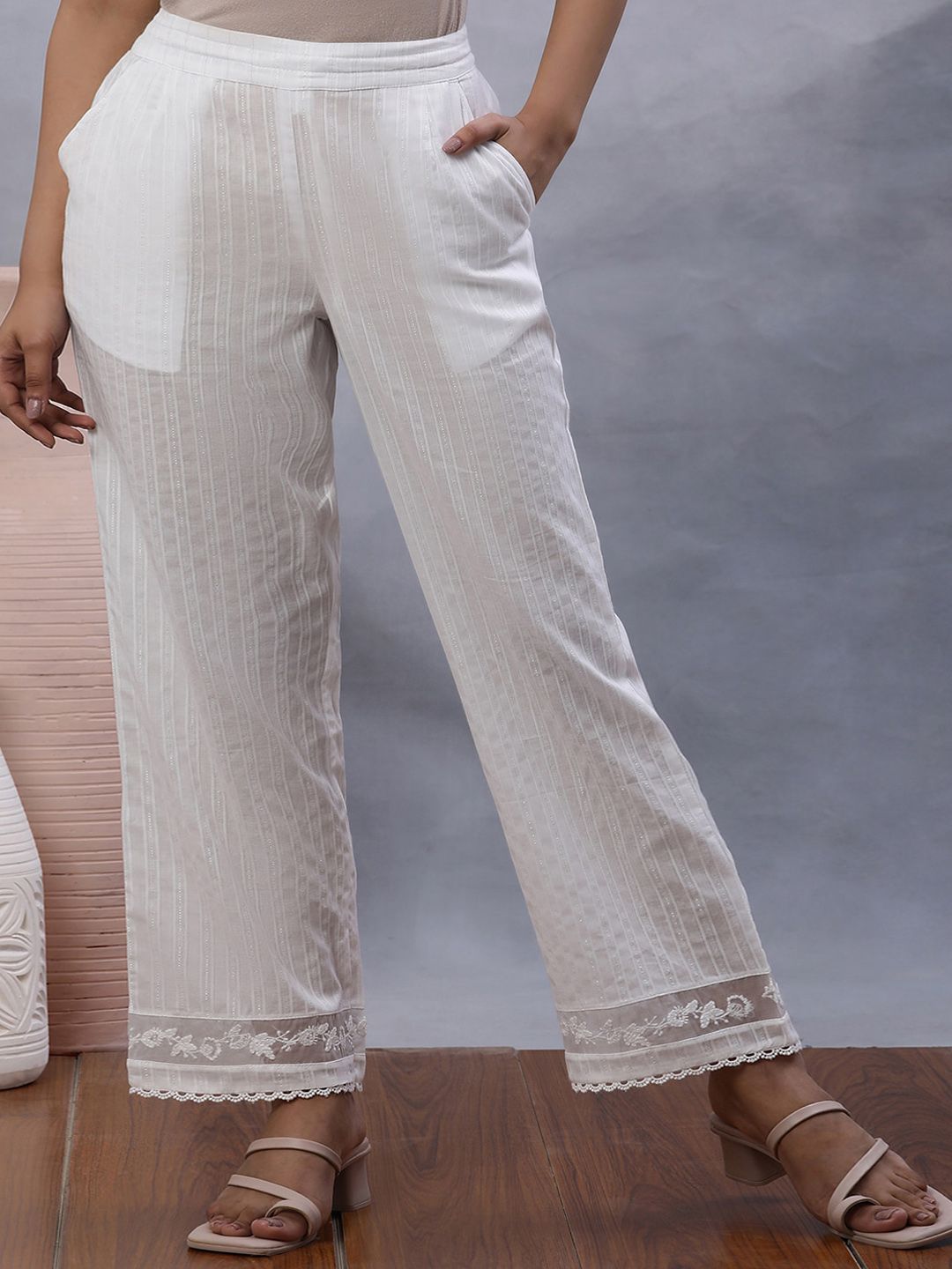 W Women Self Design Straight Fit Trouser