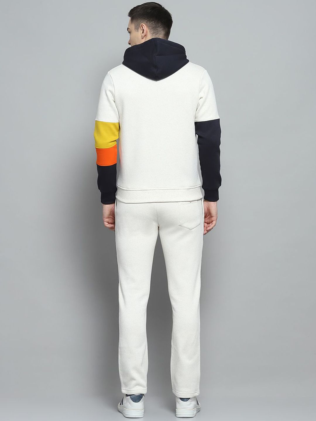 Monte Carlo Men Colourblocked Mid-Rise Hooded Tracksuit
