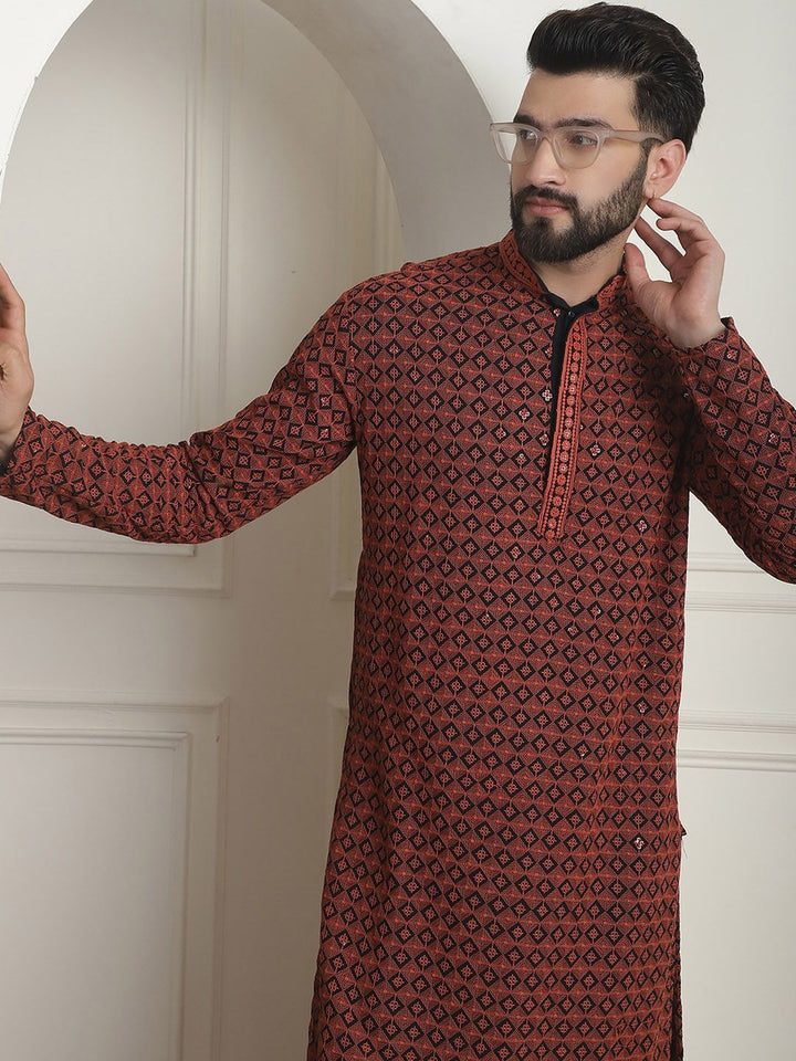 SOJANYA Mandarin Collar Geometric Printed Cotton Thread Work Kurta