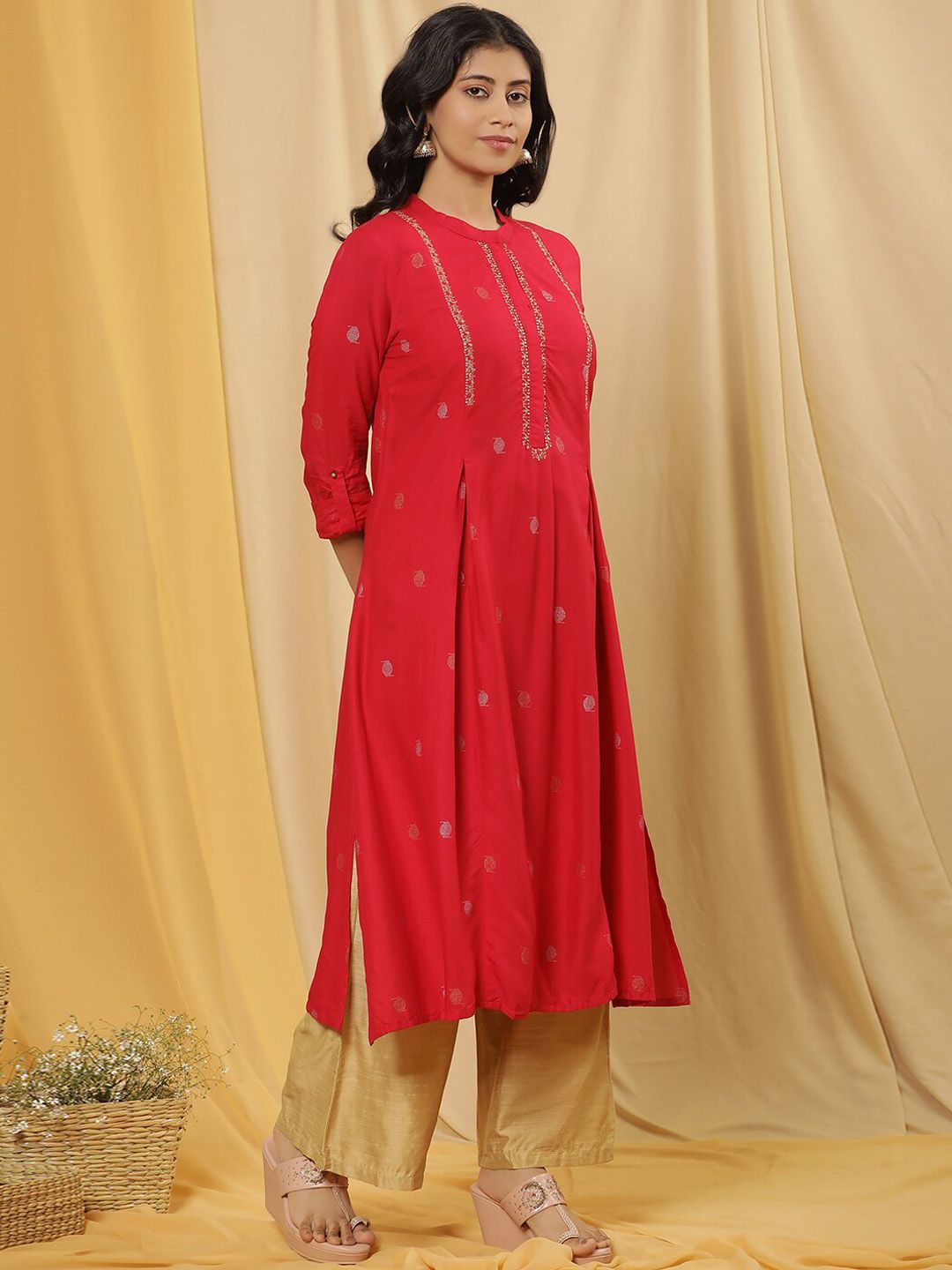 W Printed Mandarin Collar Regular Kurta with Trousers