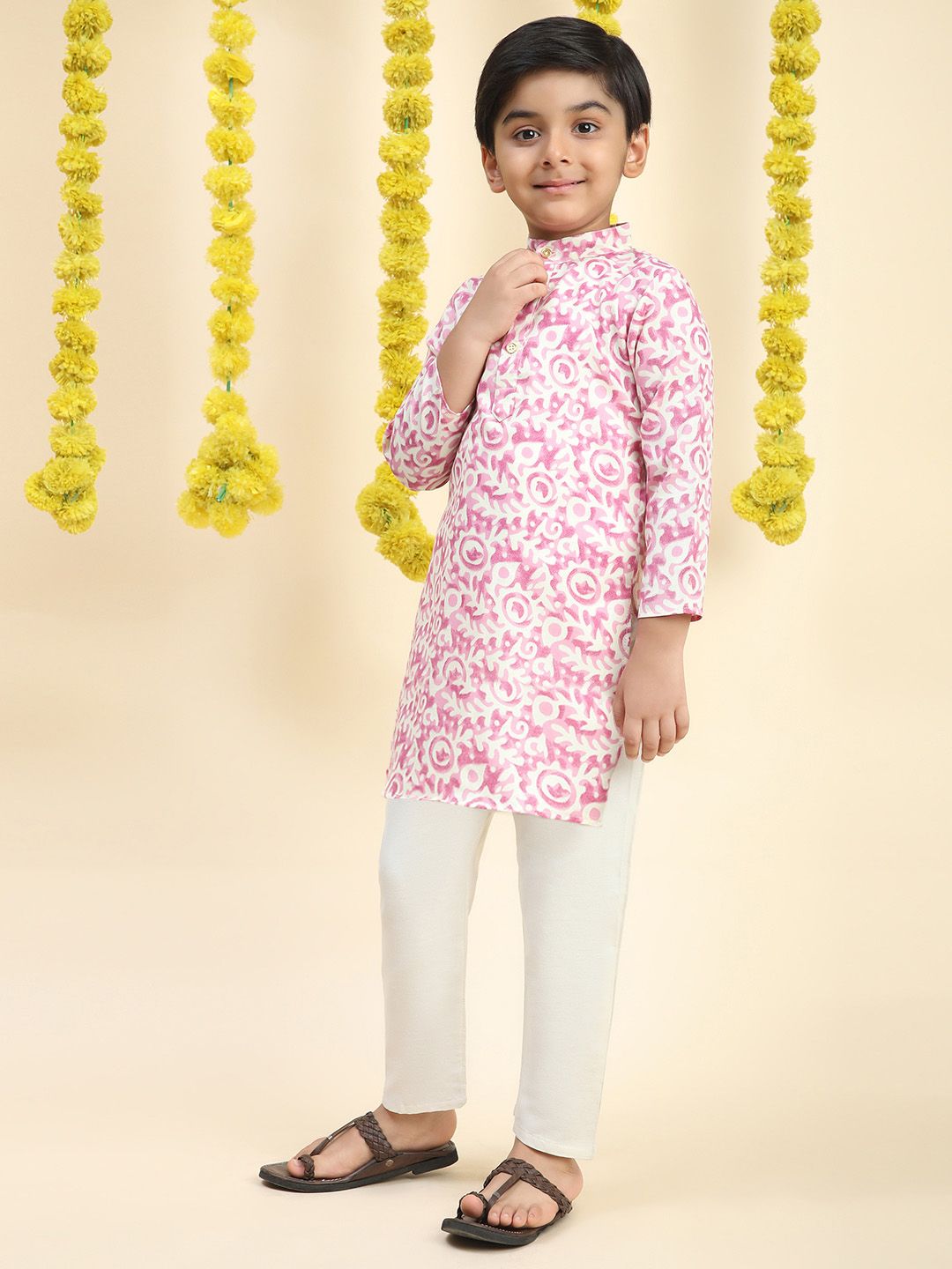 Cutiekins Boys Printed Regular Kurta with Pyjamas