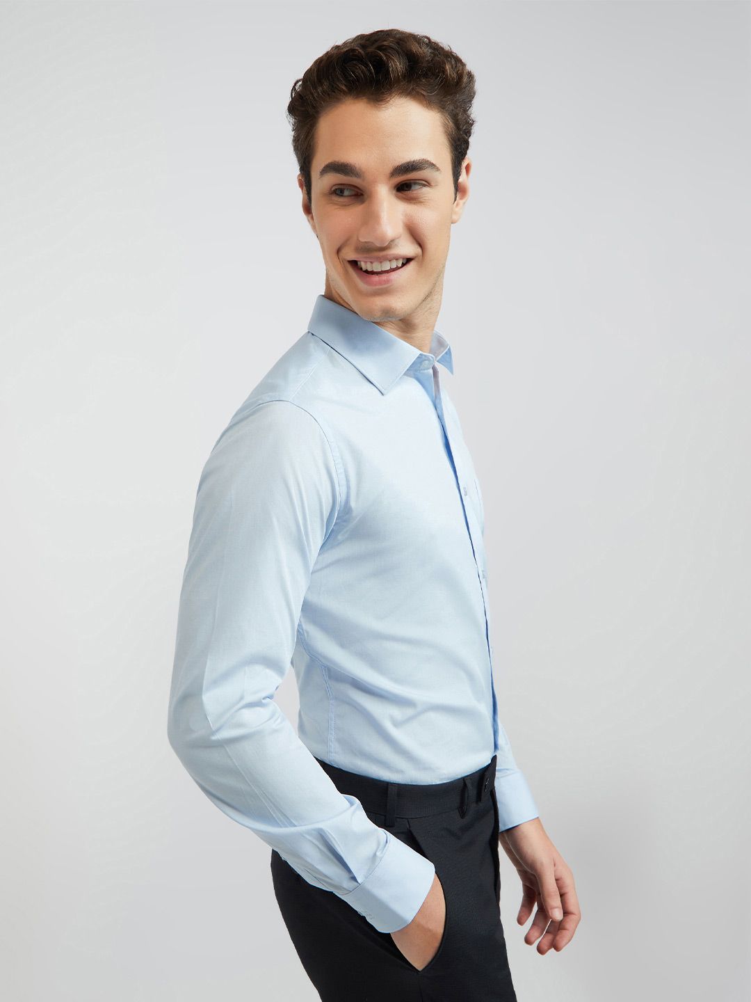 Raymond Solid Slim Fit Pure Cotton Formal Shirt