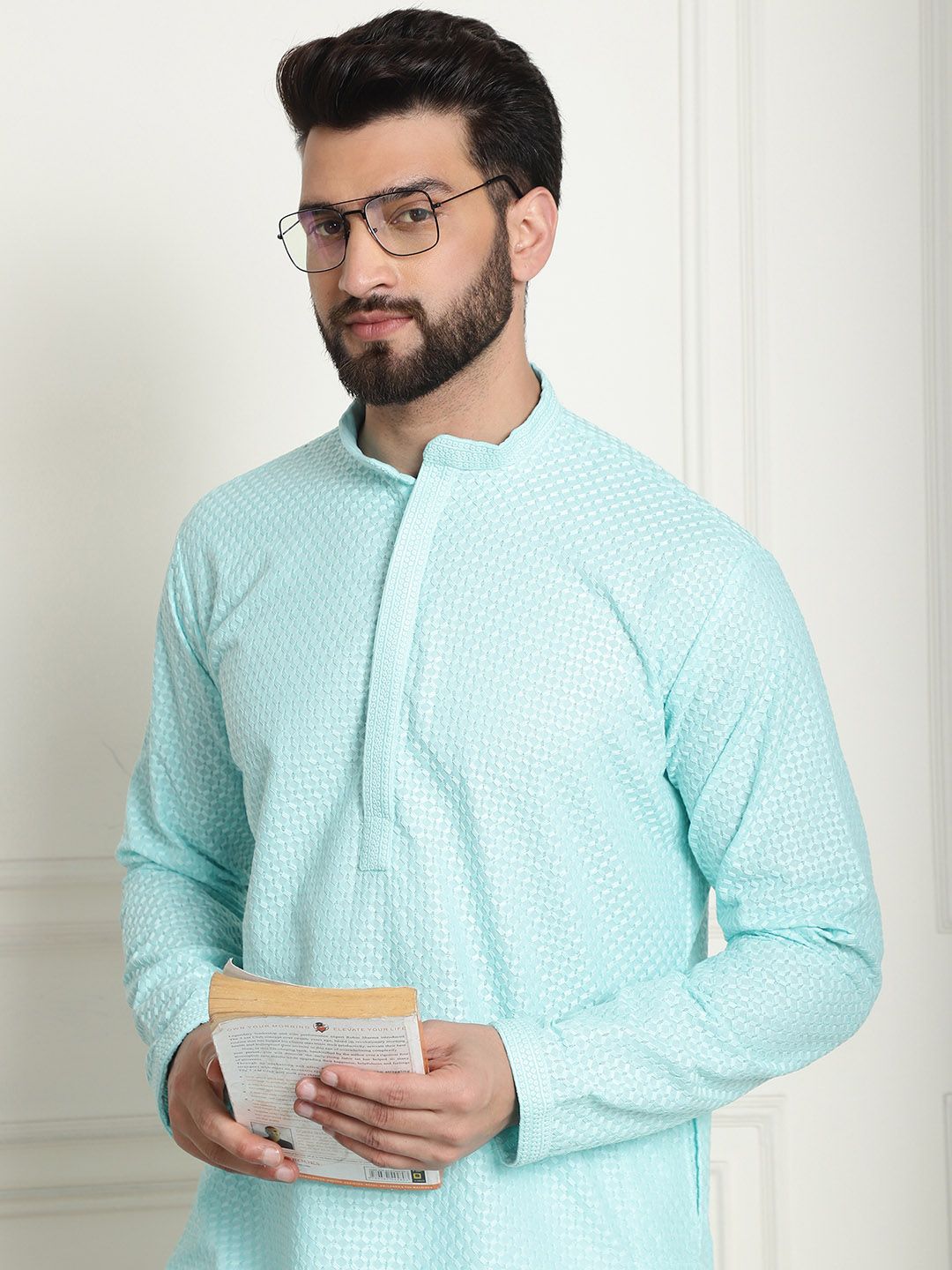 SOJANYA Geometric Embroidered Pure Cotton Straight Kurta