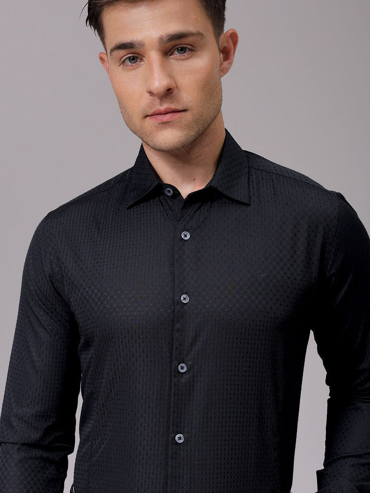 The Indian Garage Co. X Luxe Men Slim Fit Opaque Formal Shirt
