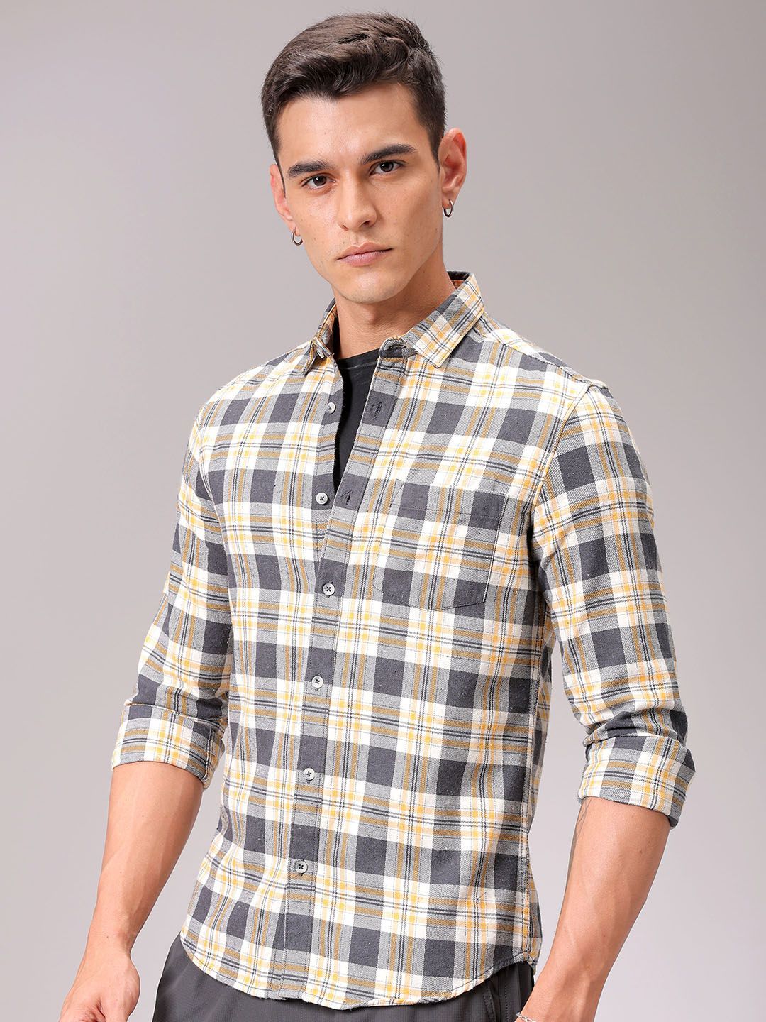 The Indian Garage Co Men Cutaway Collar Checked Cotton Slim Fit Casual Shirt