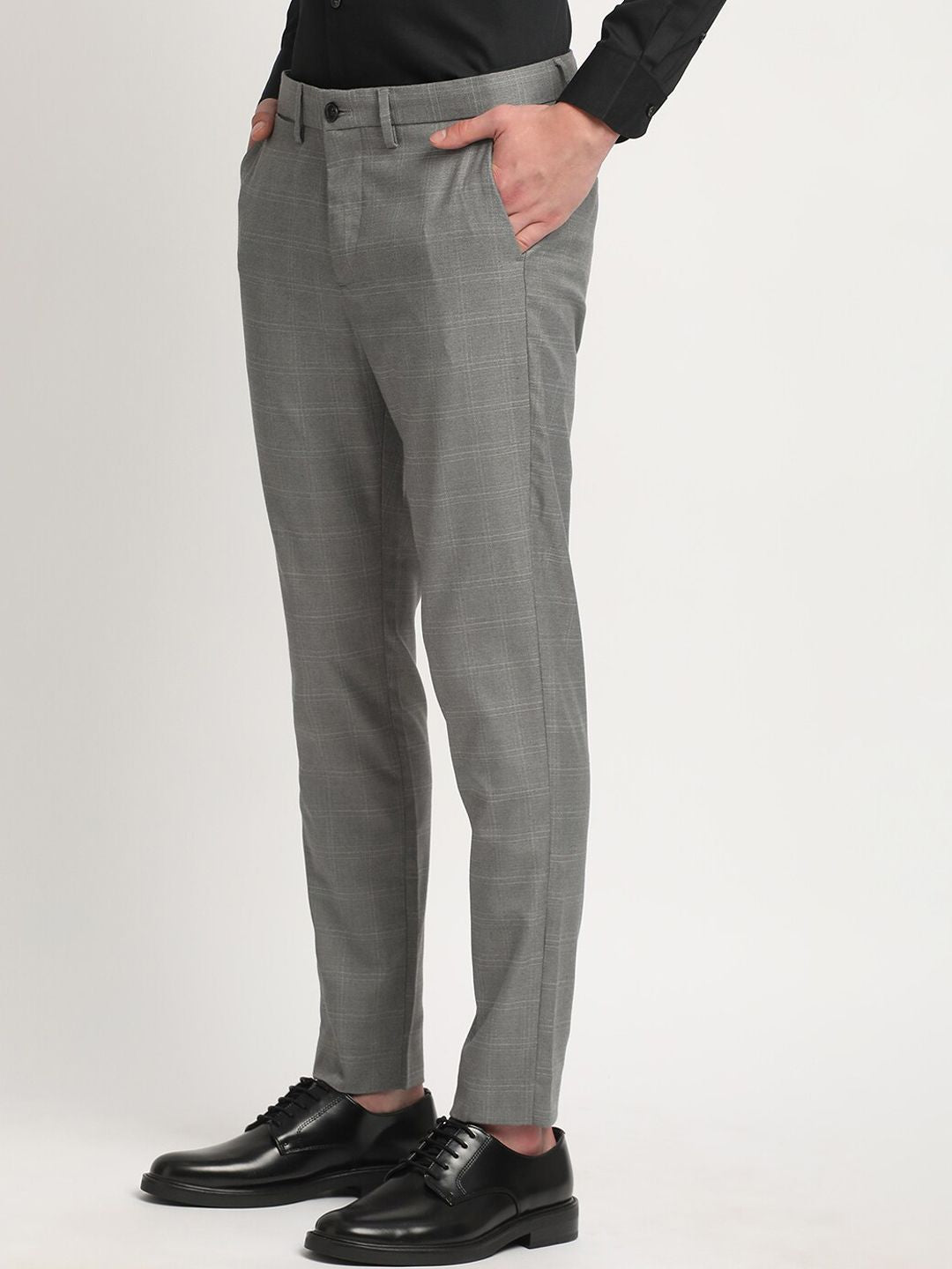 THE BEAR HOUSE Men Checked Tapered Fit Mid-Rise Formal Trousers