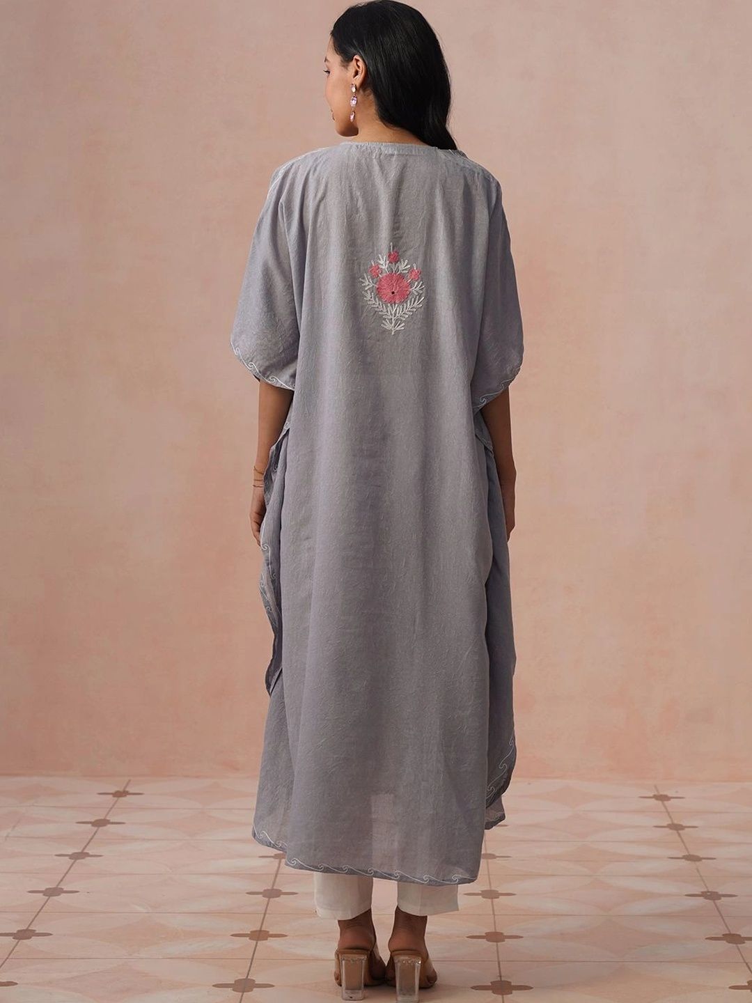 House of Chikankari Women Floral Embroidered Extended Sleeves Thread Work Floral Crepe Kaftan Kurta